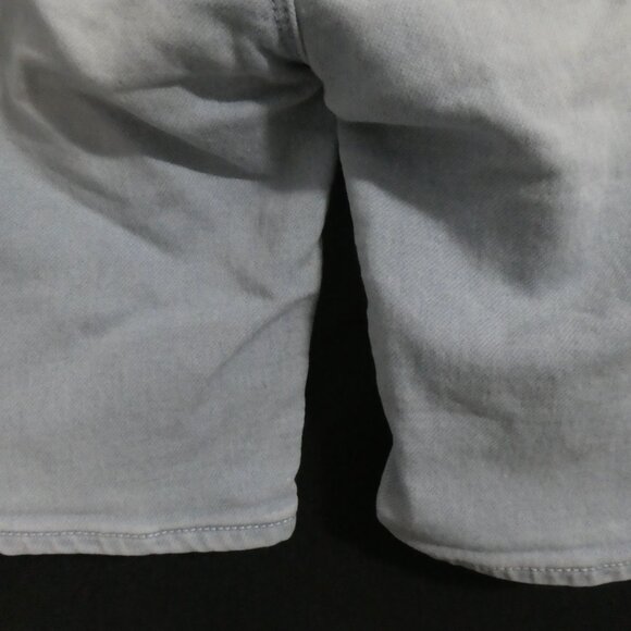 OLD NAVY - Stretch | 12 regular | Ballerina 360° Stretch Light Wash Bermuda Jean - Picture 13 of 14